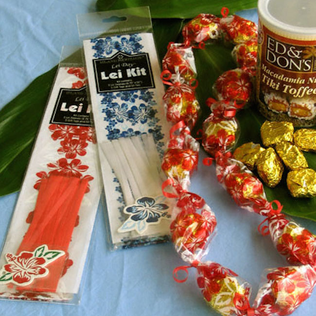 Candy Lei Kits This kit is the perfect cost effective stocking stuffer for kids. They come in a variety of colors, all you supply is their favorite wrapped candy. This is especially useful for parents who prefer a healthier alternative such as fruit snacks for the filling.